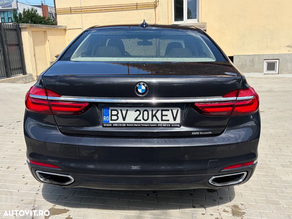 BMW Seria 7 - 21