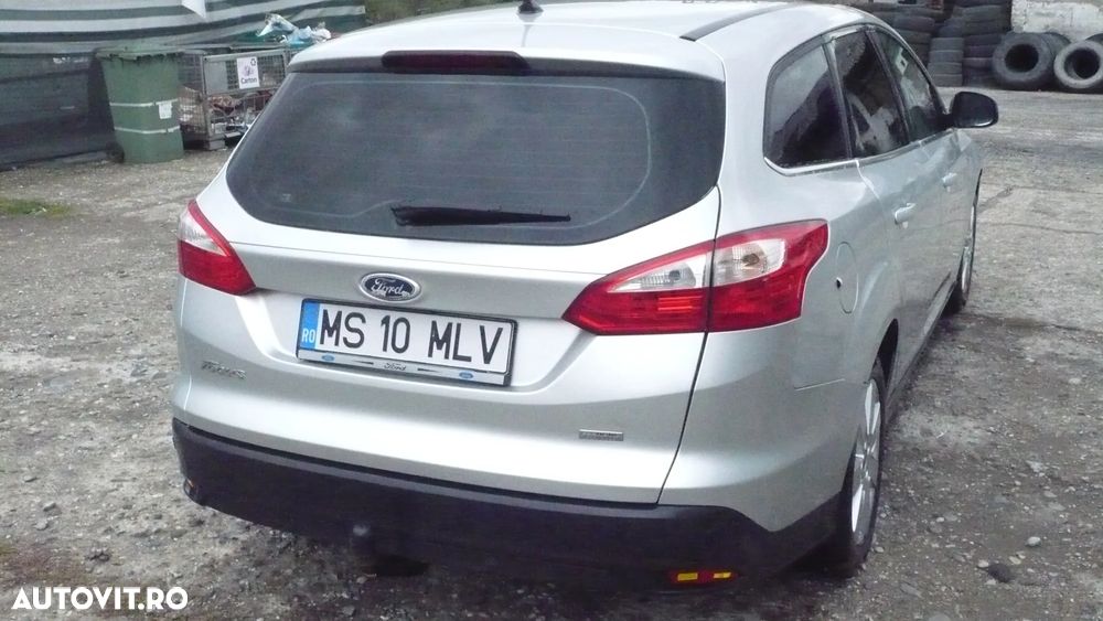 Ford Focus 1.6 TDCi ECOnetic 88g Start-Stopp-System Titanium - 4