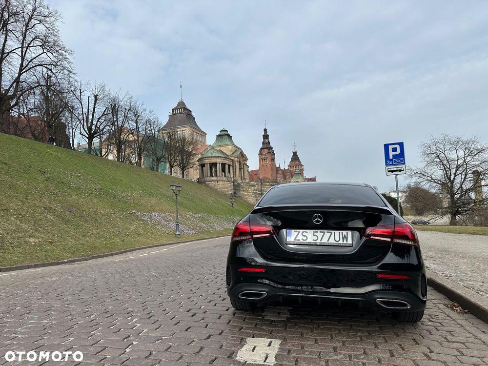 Mercedes-Benz Klasa A 180 7G-DCT Lim AMG Line Advanced Plus - 4