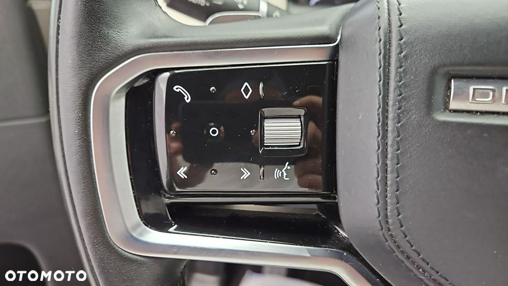 Land Rover Discovery Sport 2.0 D200 mHEV - 16