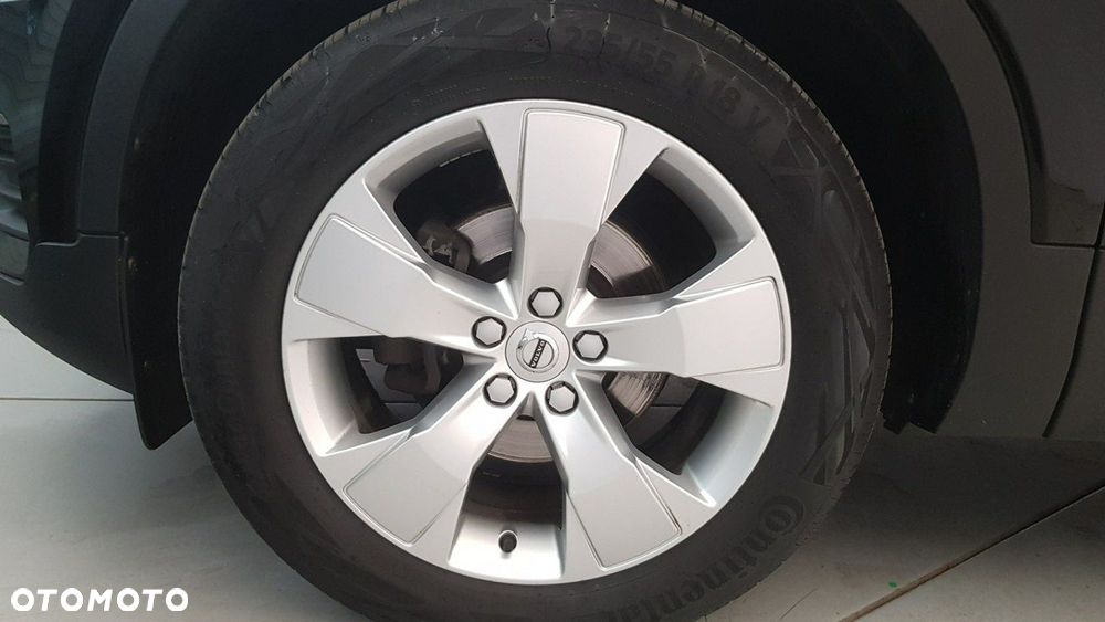 Volvo XC 40 - 9