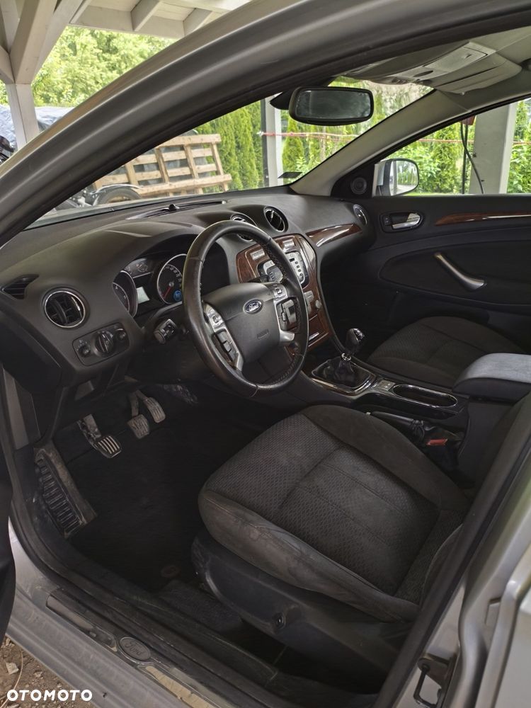 Ford Mondeo - 2