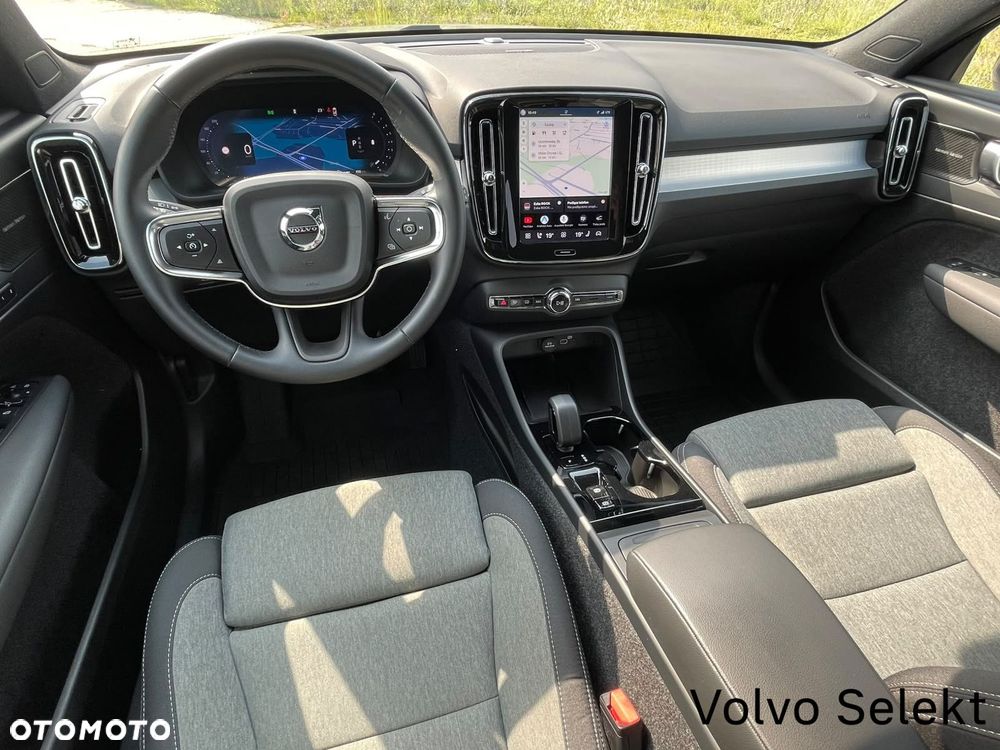 Volvo XC 40 B3 Plus Dark - 15
