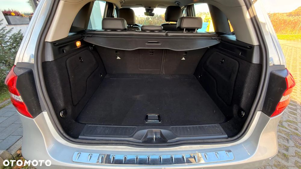 Mercedes-Benz Klasa B 180 - 10