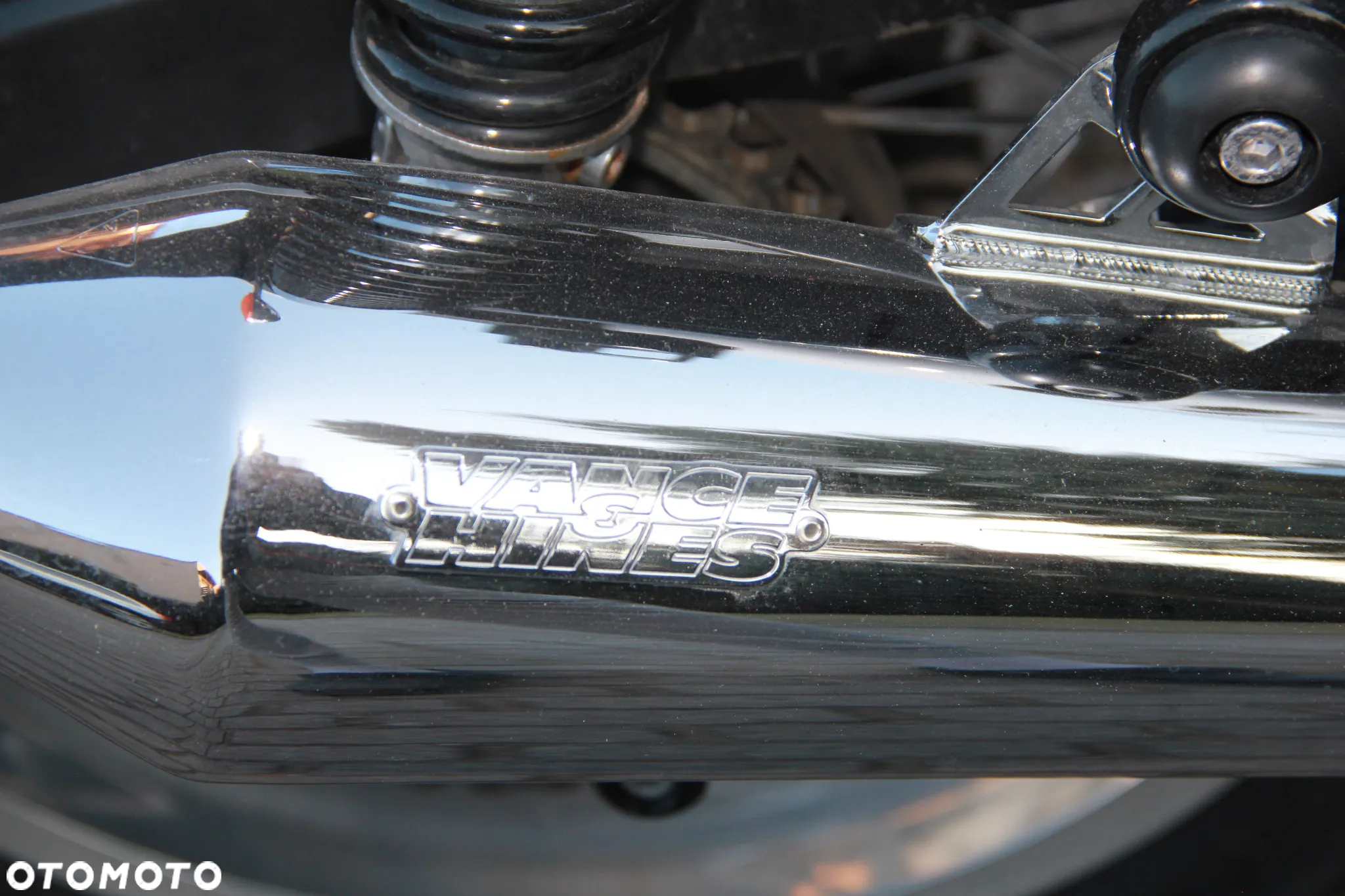 Triumph Thruxton - 12