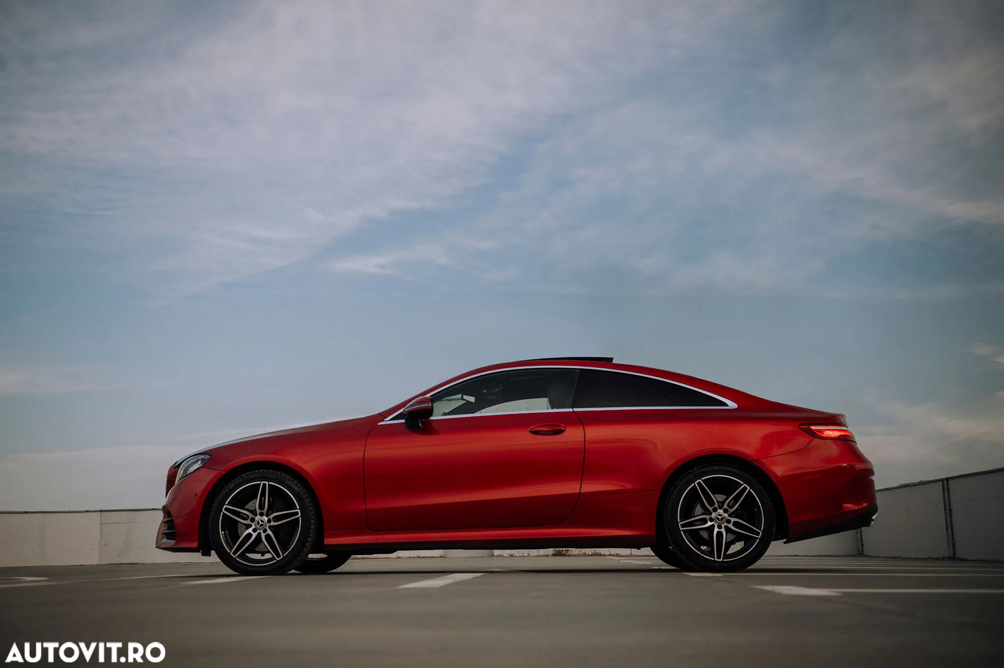 Mercedes-Benz E 220 d Coupe 9G-TRONIC AMG Line - 9