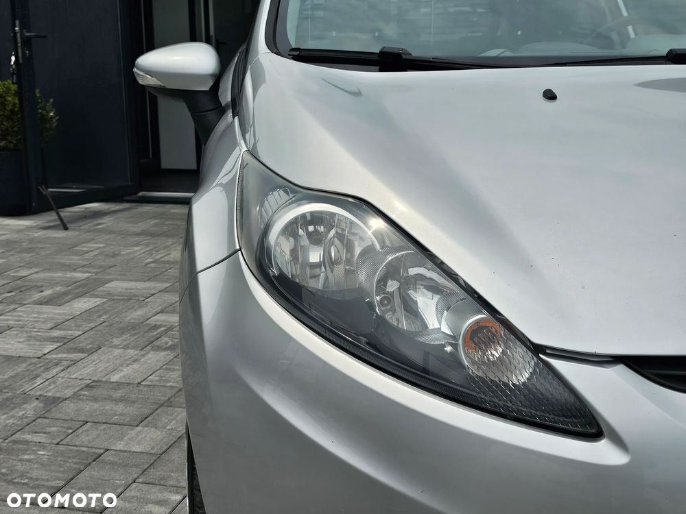 Ford Fiesta 1.25 Trend - 25