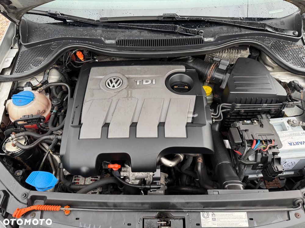 Volkswagen Polo - 6
