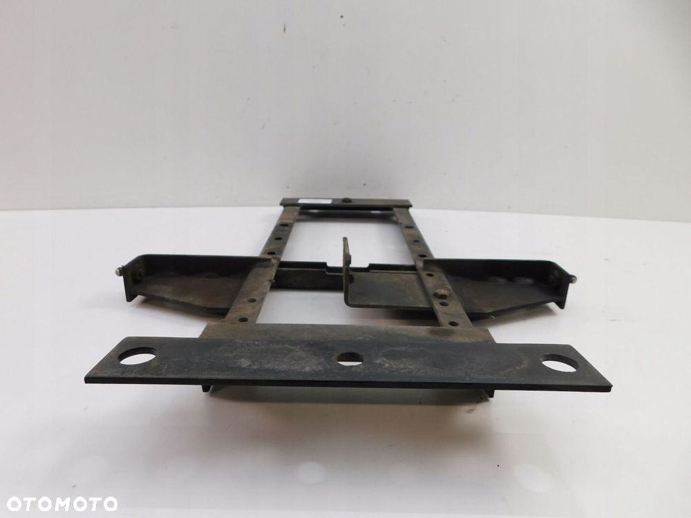 NEW HOLLAND TS 100A ŁAPA STELAŻ WZMOCNIENIE - 3