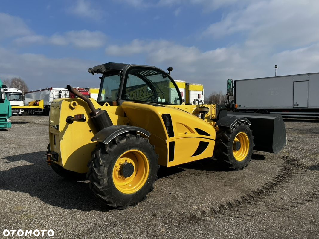 New Holland LM 732 - 5