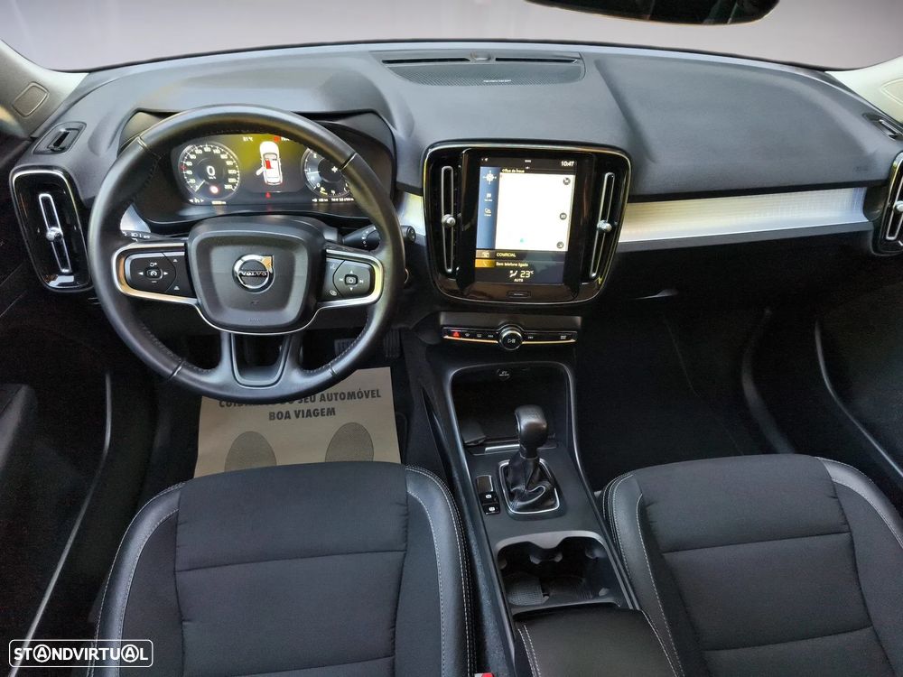 Volvo XC 40 2.0 D3 Momentum Plus - 11
