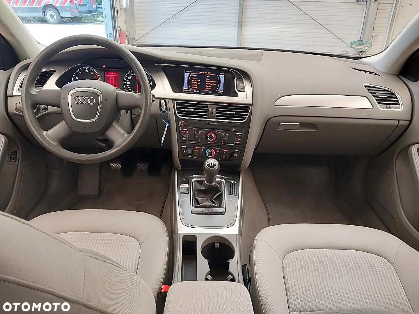 Audi A4 1.8 TFSI Attraction - 13