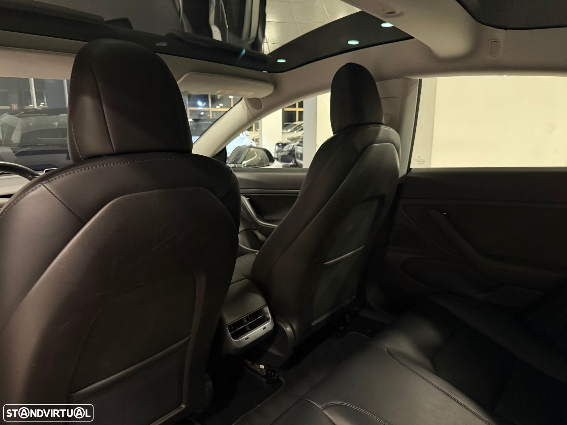 Tesla Model 3 Long-Range Dual Motor AWD - 29