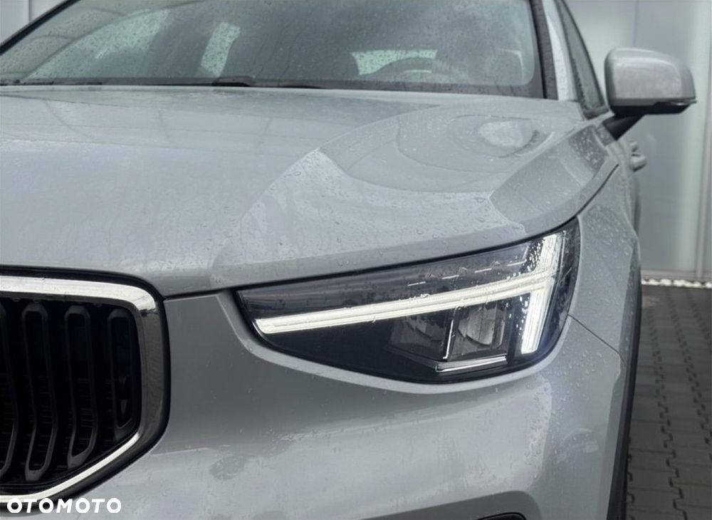 Volvo XC 40 B3 Plus Dark - 7
