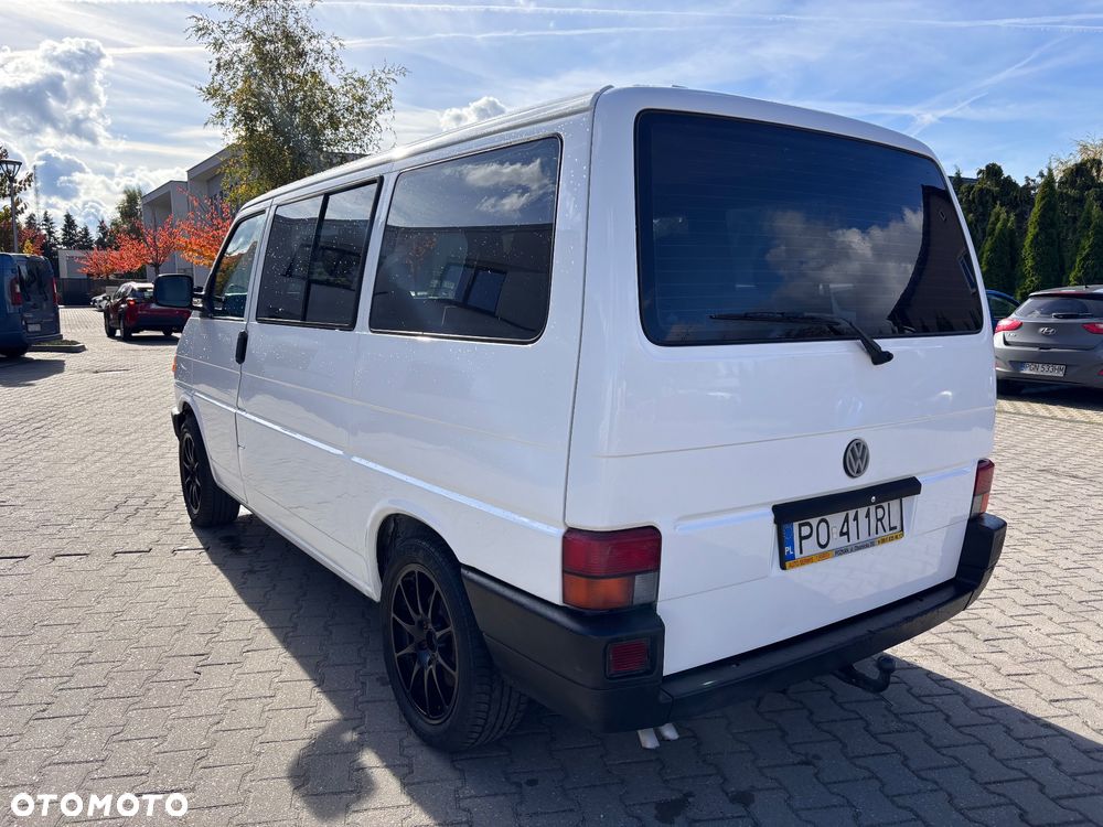 Volkswagen Multivan Standard - 4