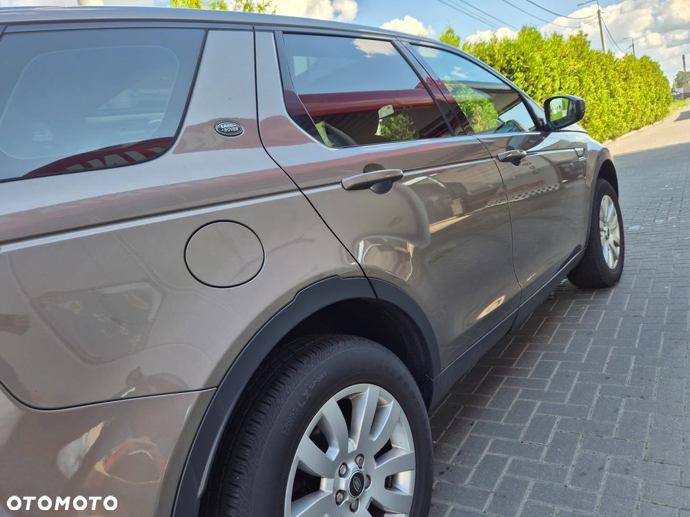 Land Rover Discovery Sport 2.0 D150 SE - 22