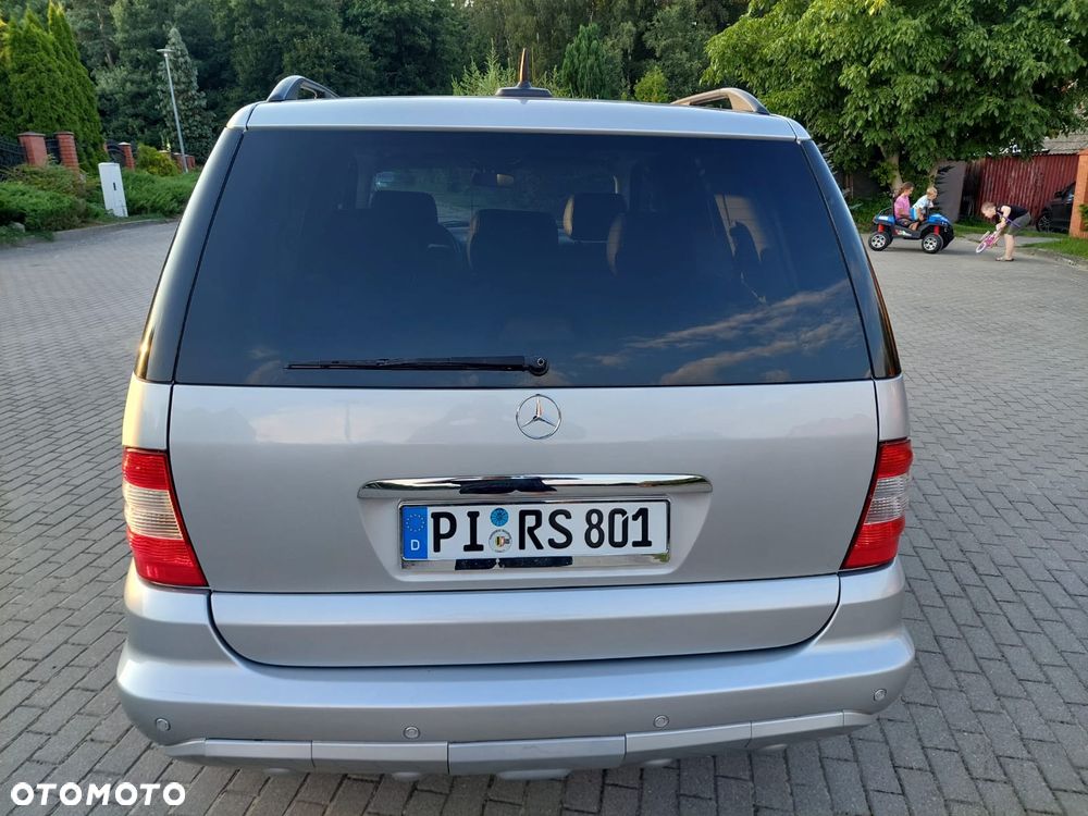 Mercedes-Benz ML - 8