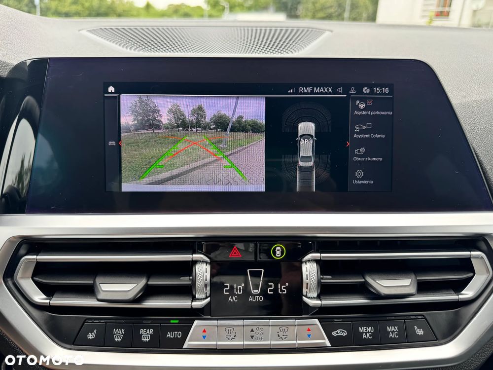 BMW Seria 3 318i M Sport - 27