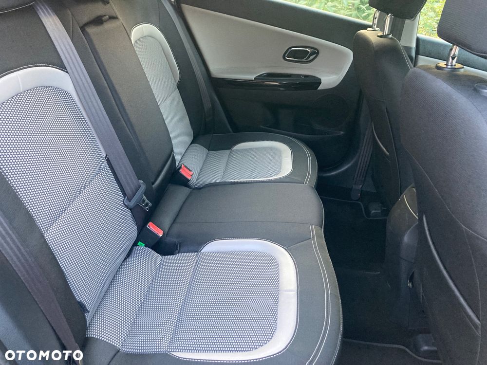Kia Ceed 1.6 GDI XL DCT - 13