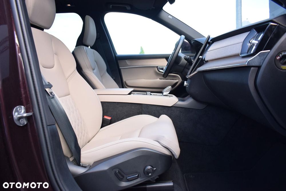 Volvo XC 90 - 24