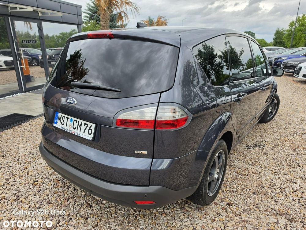 Ford S-Max - 23