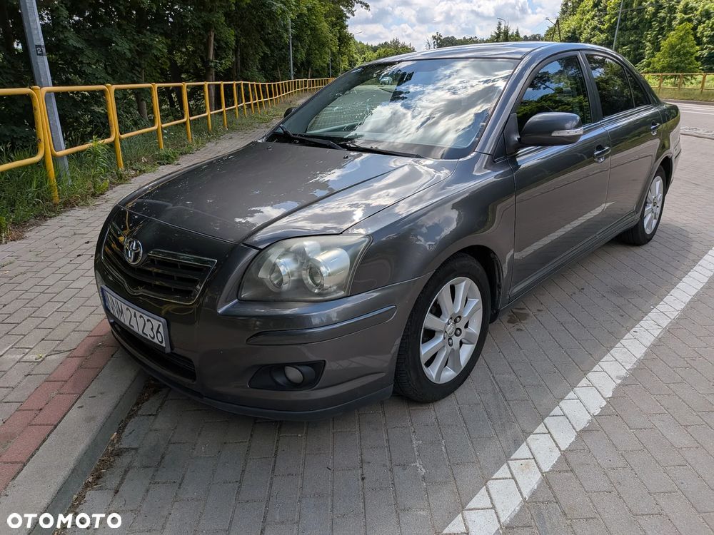 Toyota Avensis 2.0 D-4D Sol - 11