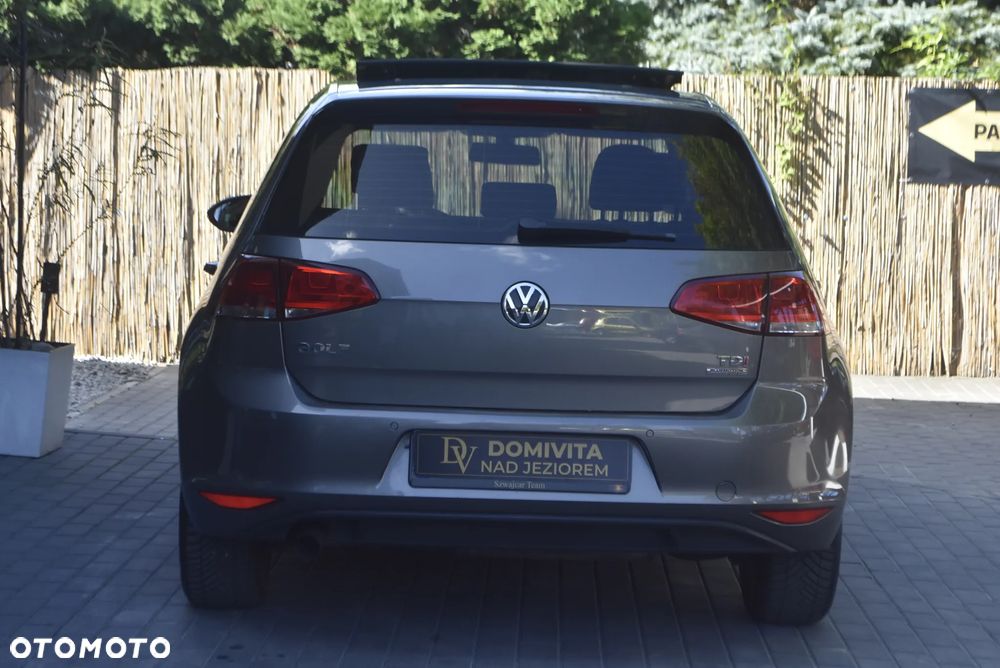 Volkswagen Golf 1.6 TDI BlueMotion Technology Cup - 22