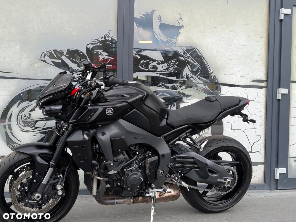 Yamaha MT - 2