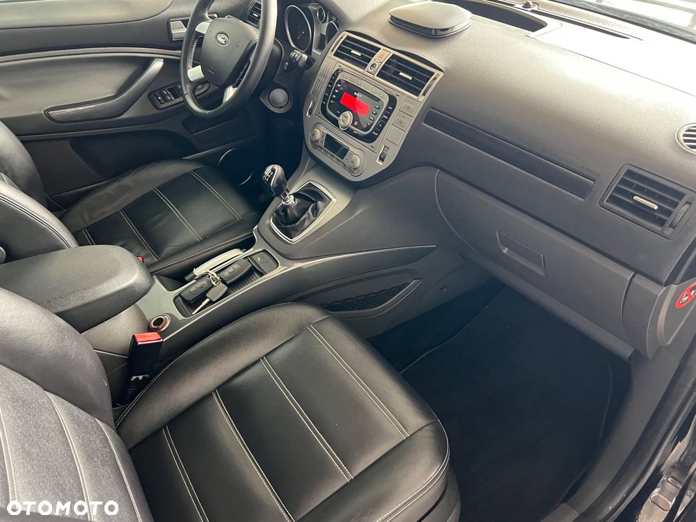 Ford Kuga - 22