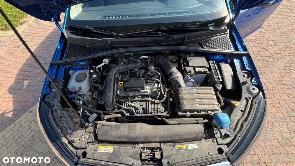 Skoda Fabia 1.0 TSI Style Color - 19