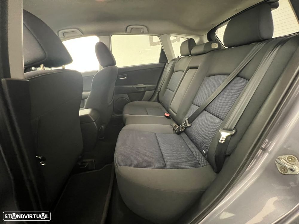 Mazda 3 Hatchback MZR 1.6 CD Comfort - 13