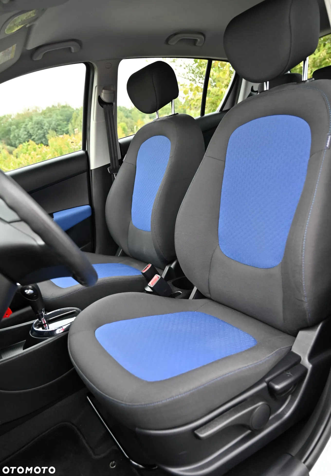 Hyundai i20 - 24