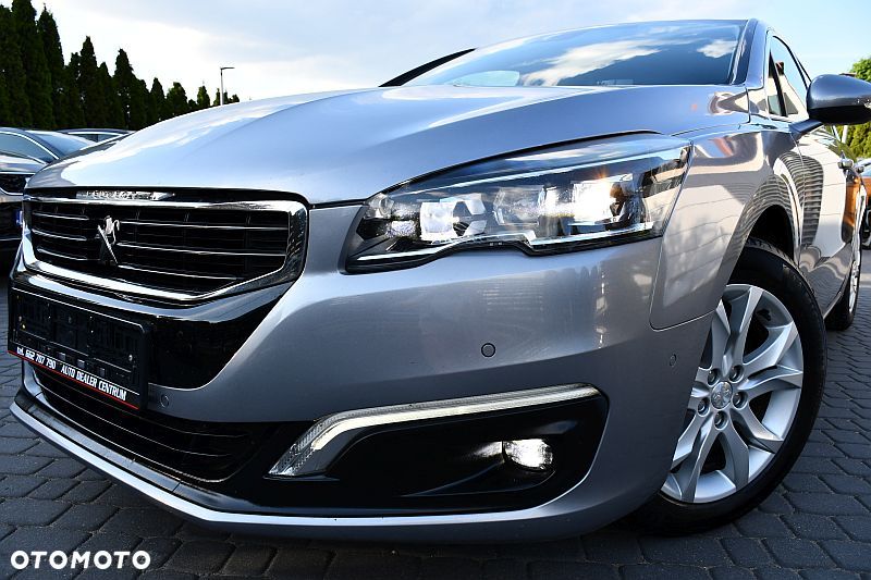 Peugeot 508 1.6 e-THP Allure S&S - 32
