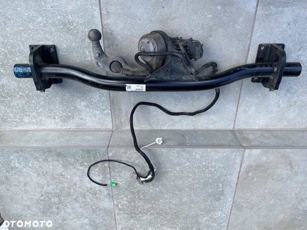 HAK HOLOWNICZY ELEKTRYCZNY VOLVO S90  V90  32386059 - 1