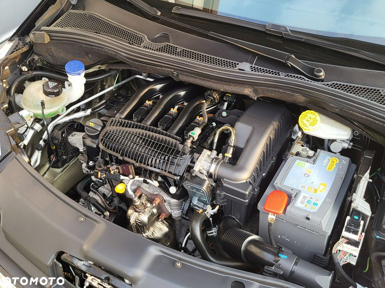 Peugeot 208 - 9