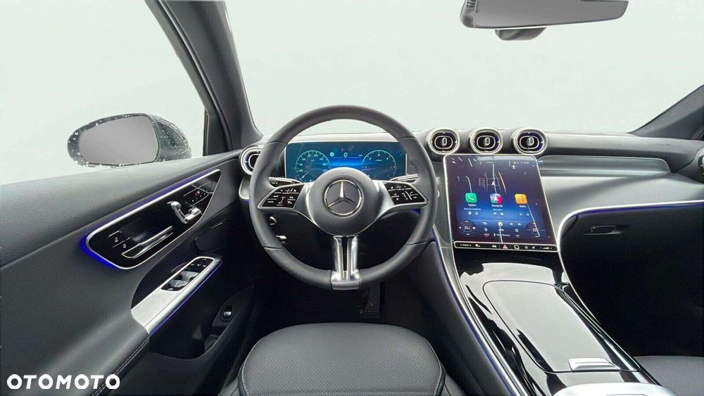Mercedes-Benz GLC - 12