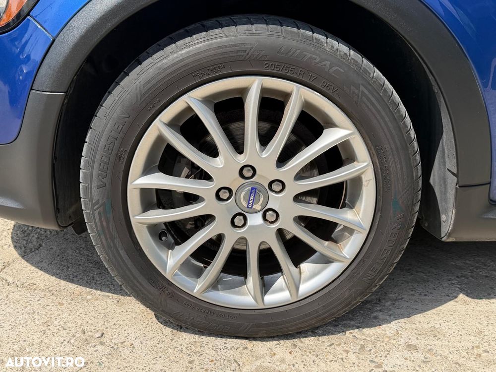Volvo C30 1.6D - 19