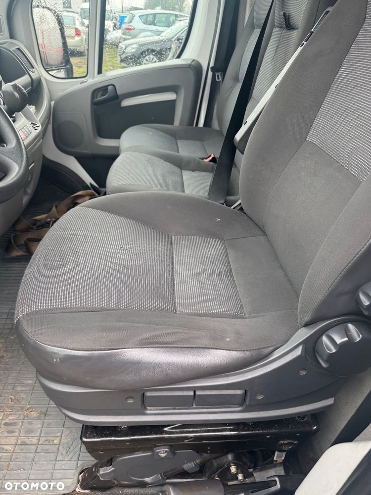 Peugeot Boxer 2,2 HDi L4H2 Maxi doinwestowany - 19