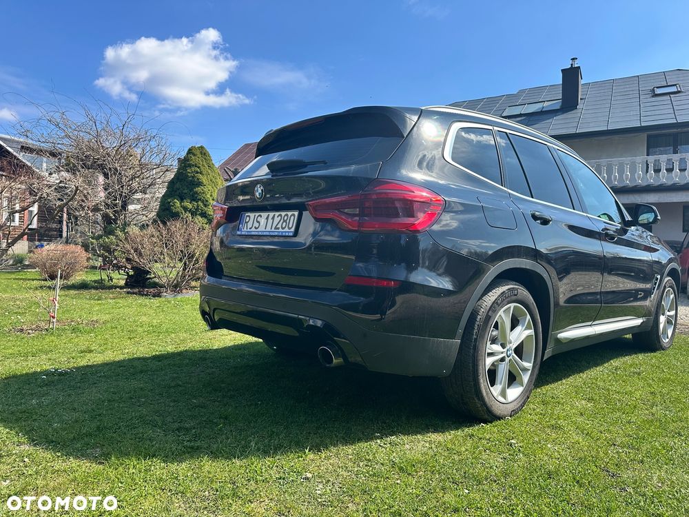 BMW X3 xDrive30i Luxury Line - 3