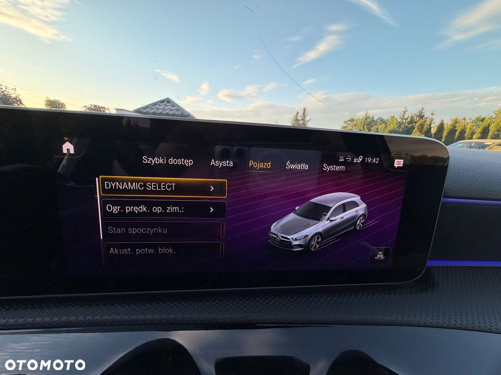 Mercedes-Benz Klasa A 250 4Matic 7G-DCT Advanced AMG Line - 30