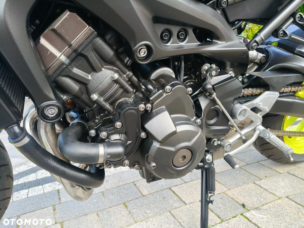 Yamaha MT - 12