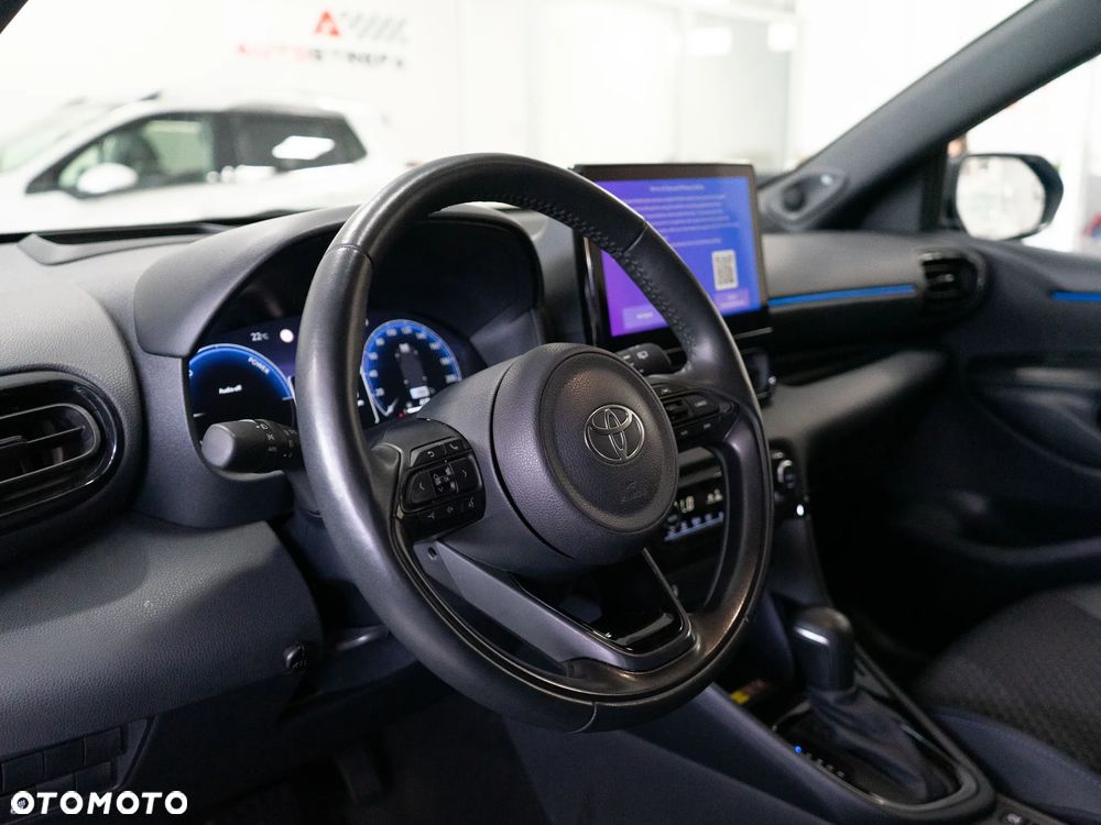 Toyota Yaris - 12