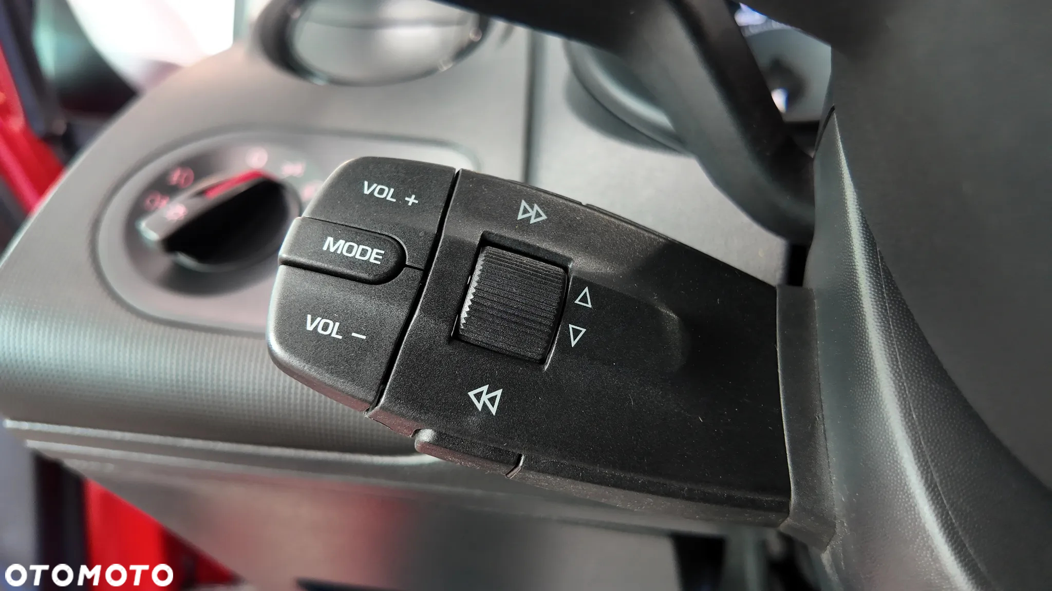 Seat Ibiza SC 1.4 TSI DSG FR - 27