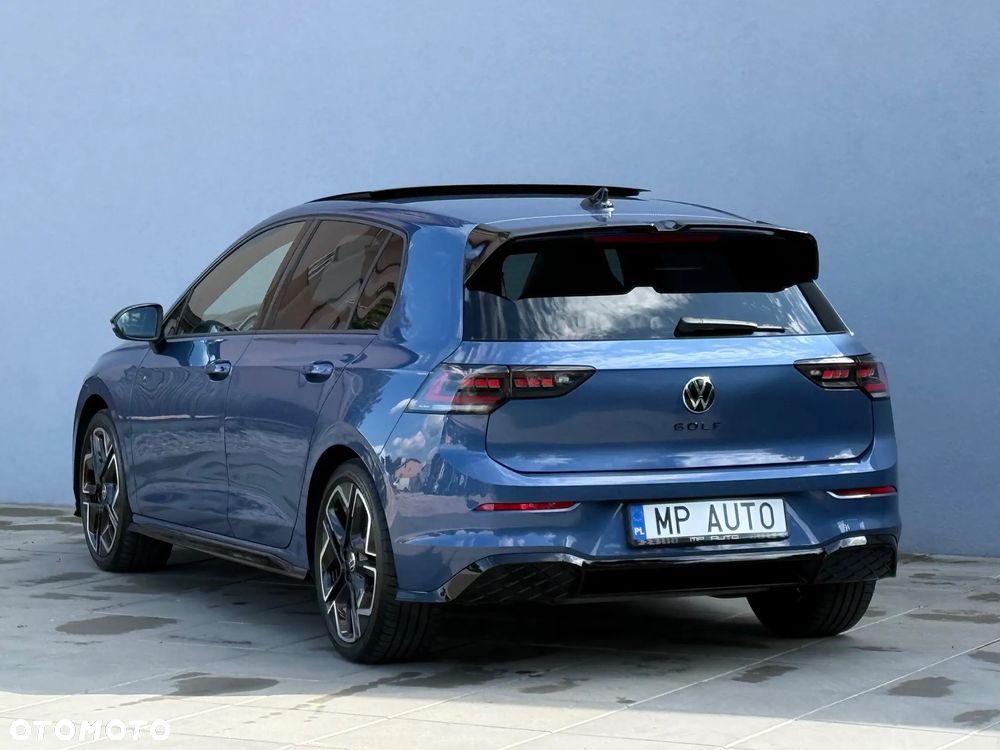 Volkswagen Golf - 4