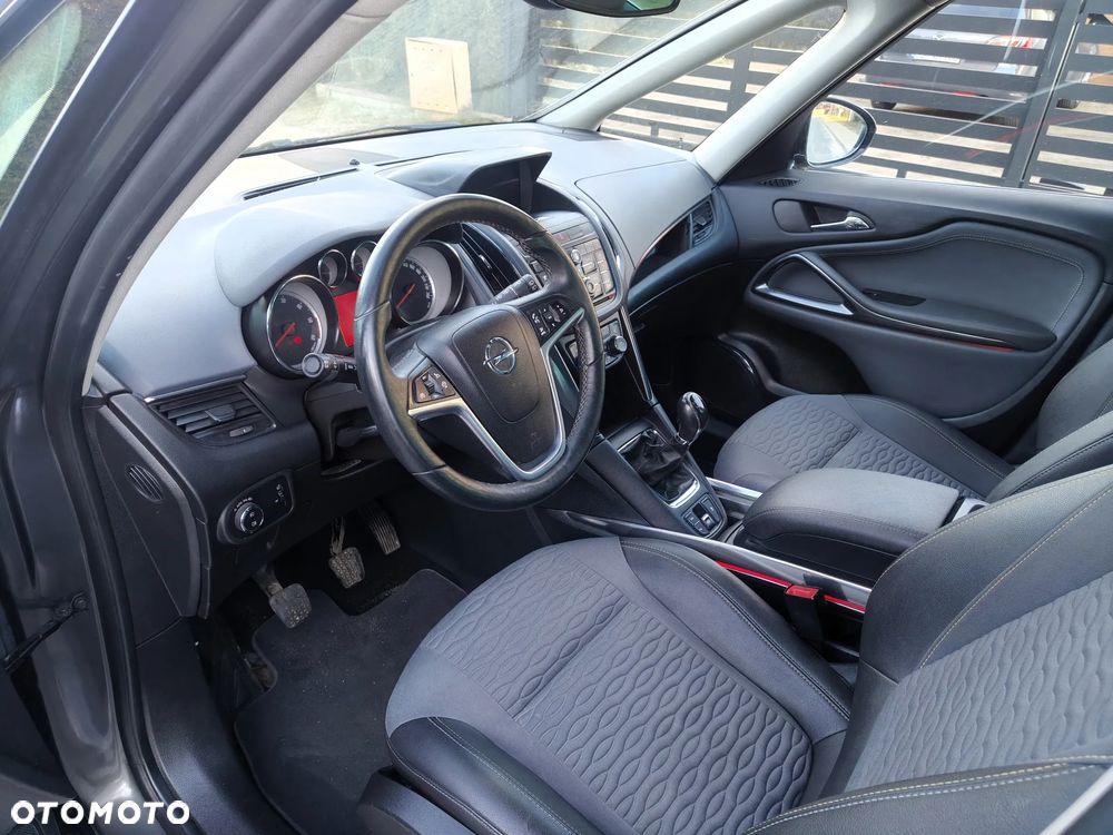 Opel Zafira 2.0 CDTI Cosmo - 17