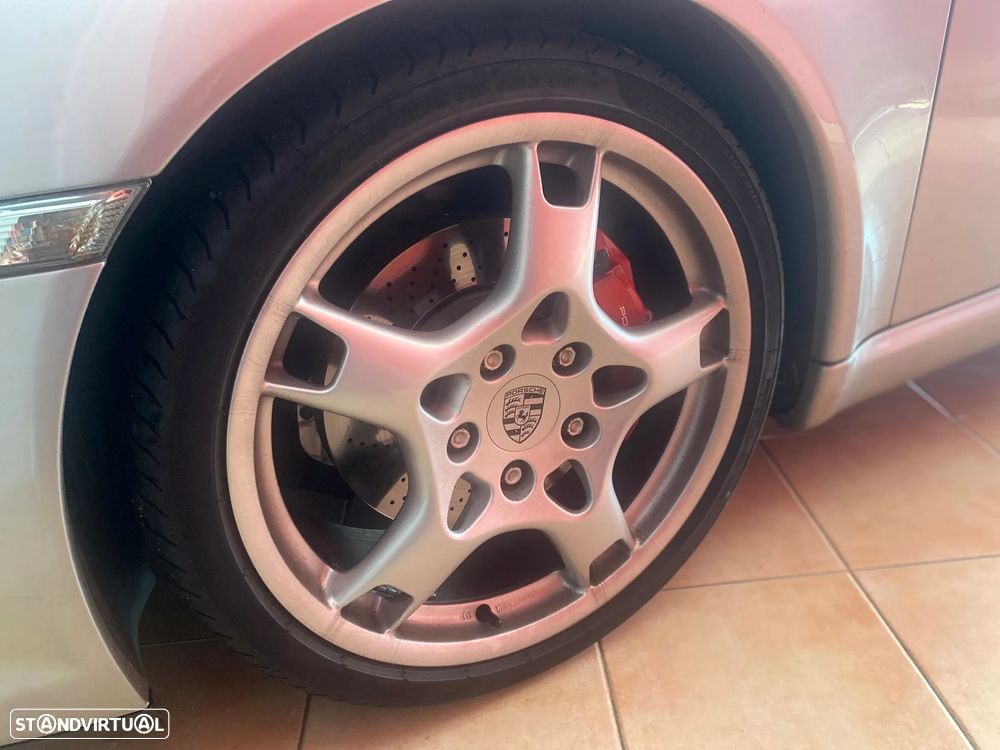 Porsche 911 Série F - 15