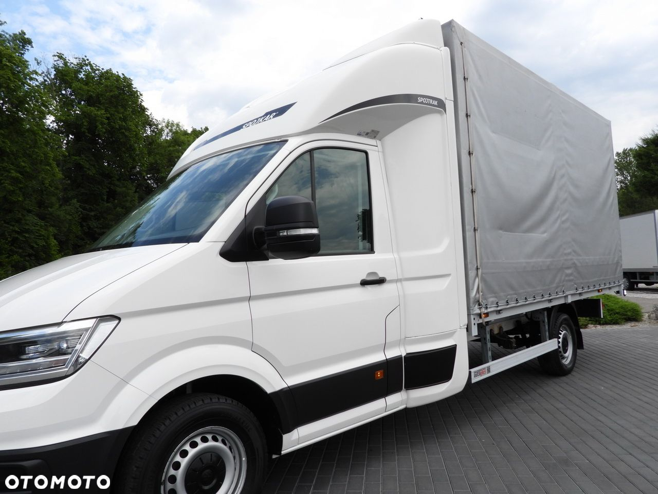 Volkswagen CRAFTER  PLANDEKA 8 PALET TEMPOMAT LEDY KLIMATYZACJA  180KM - 22