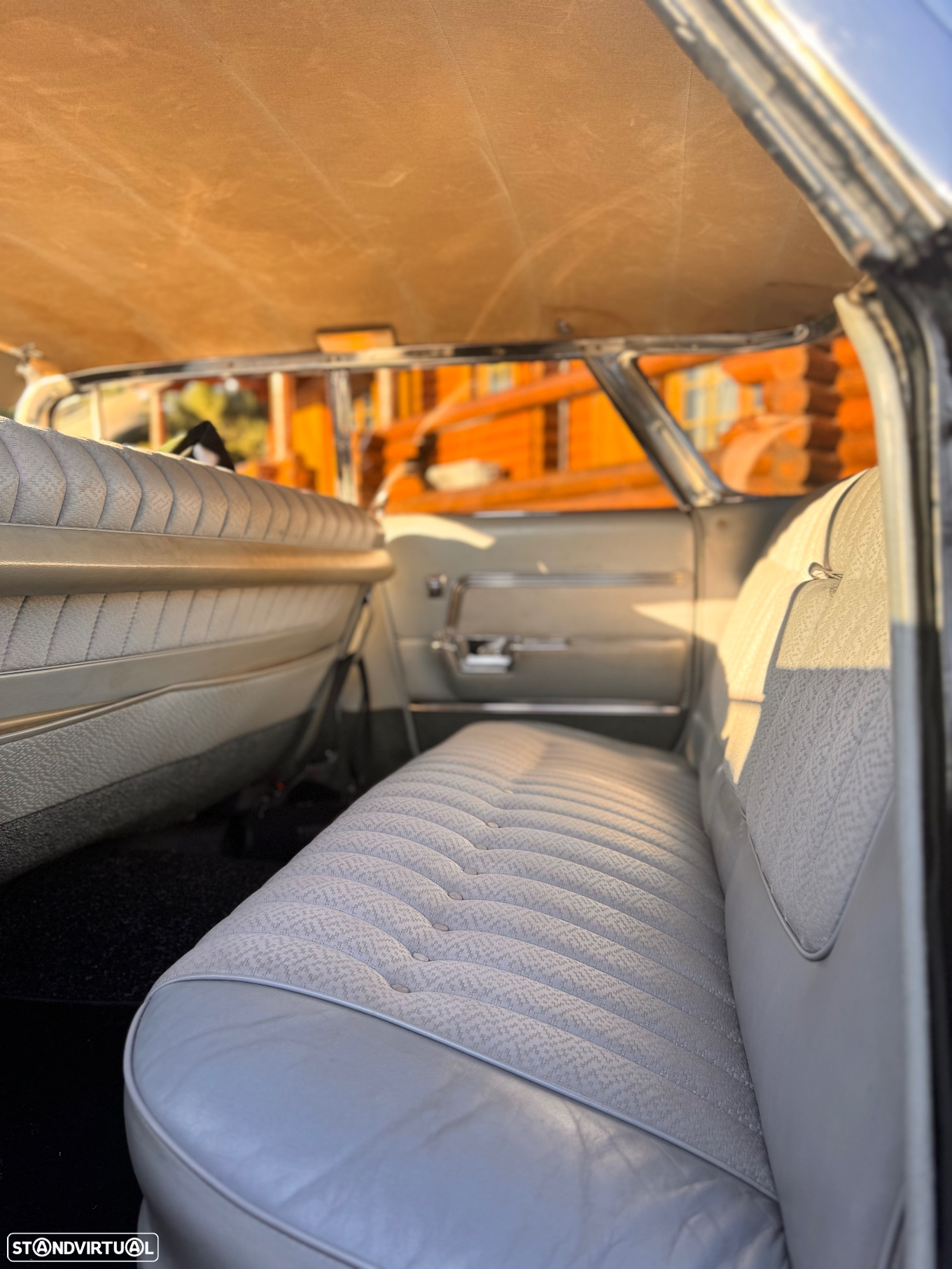 Cadillac DeVille - 11