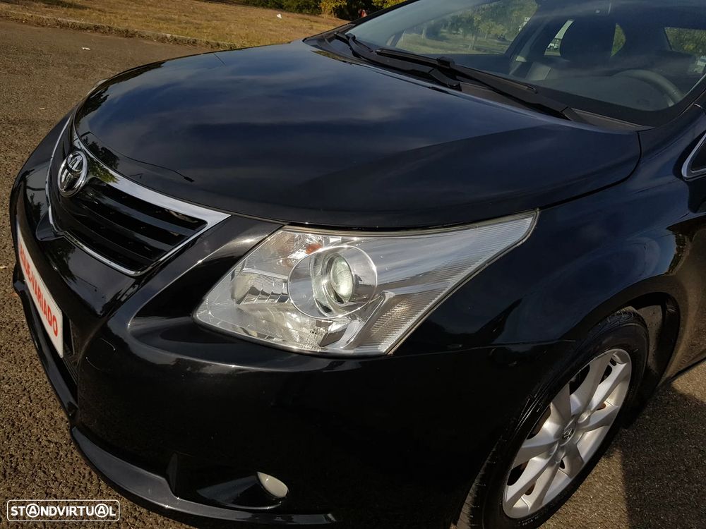 Toyota Avensis SD 2.0 D-4D Exclusive +Pele+GPS - 52