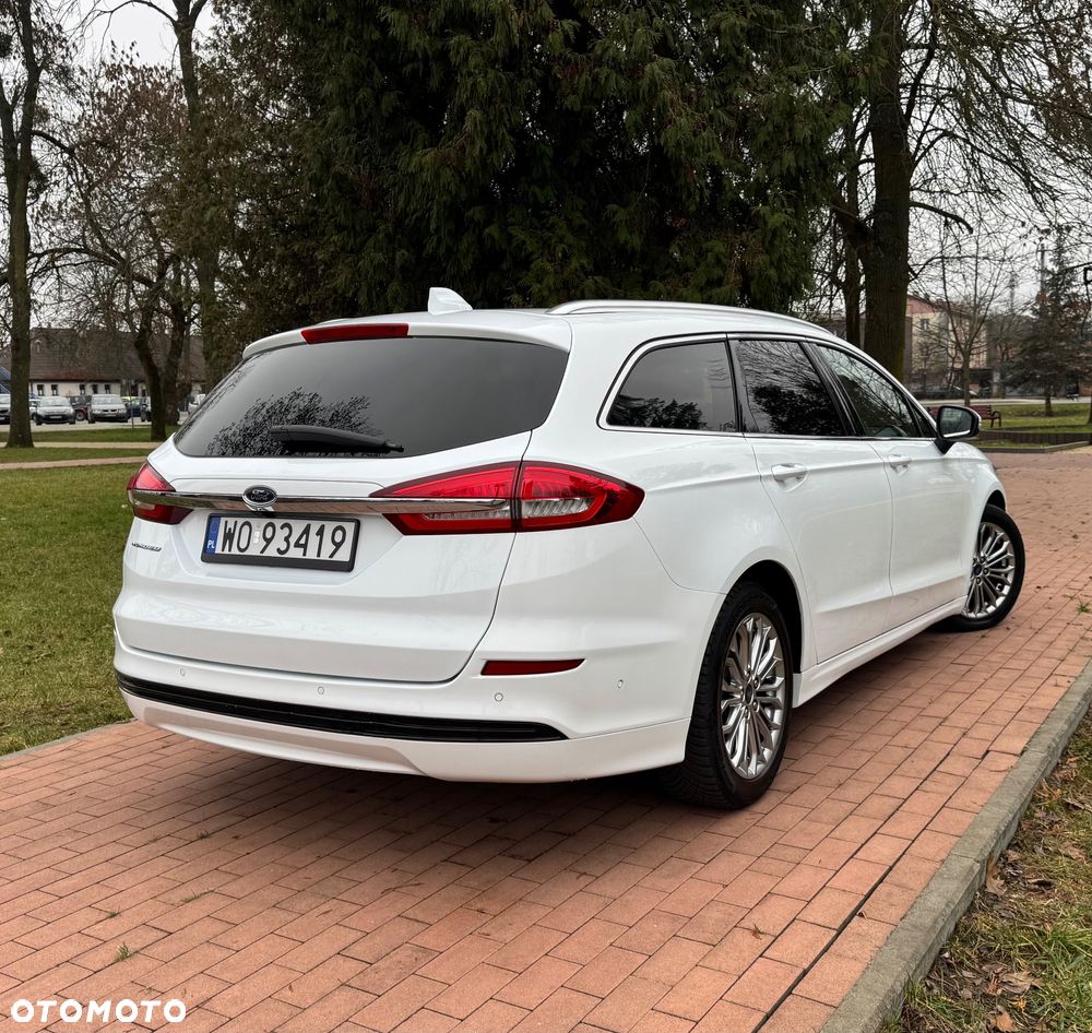 Ford Mondeo 2.0 TDCi Titanium PowerShift - 8